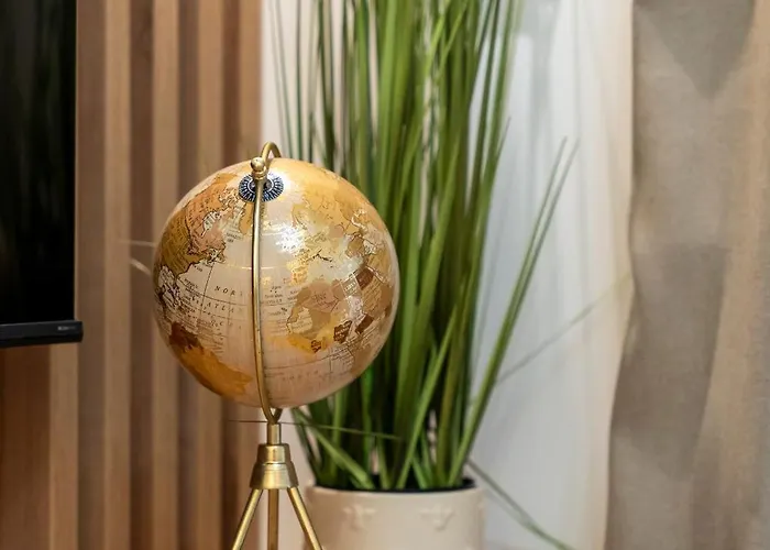 Mia Zlatibor, & Wellness