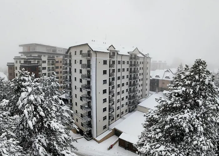 Mia Zlatibor, & Wellness