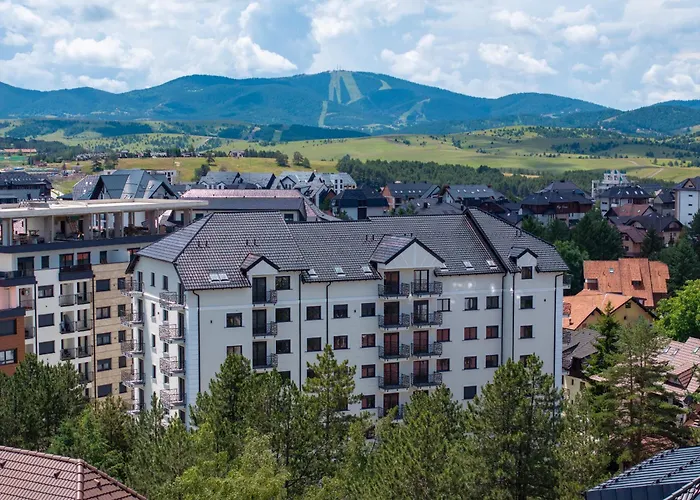 Mia Zlatibor, & Wellness * Zlatibor