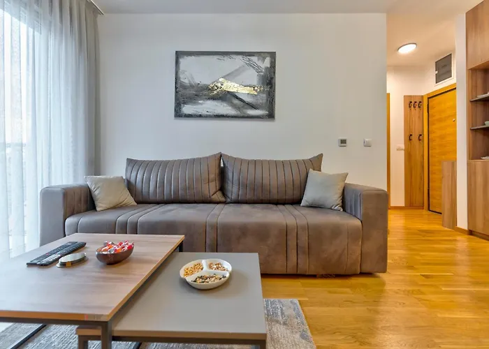 Mia Zlatibor, & Wellness * Zlatibor